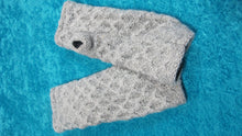 Load image into Gallery viewer, Patterned Handknitted Wool Handwarmers