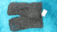 Load image into Gallery viewer, Crochet Wool Handwarmers