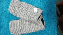 Load image into Gallery viewer, Chunky Wool Garter Stitch Handwarmers